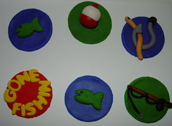 12 Fondant Fishing Themed Cupcake Toppers on Luulla