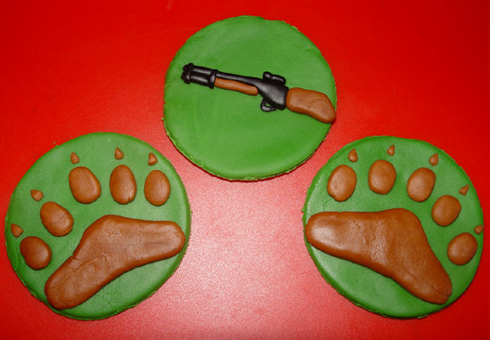 12 Fondant Hunting Themed Cupcake Toppers- Fall Save Up To 35% Off Your Order (see Shop Front For Details)