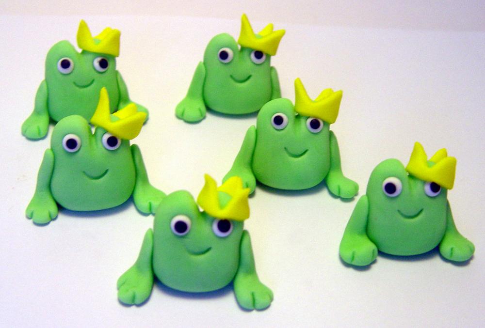 12 Fondant Frog Prince Cupcake Toppers